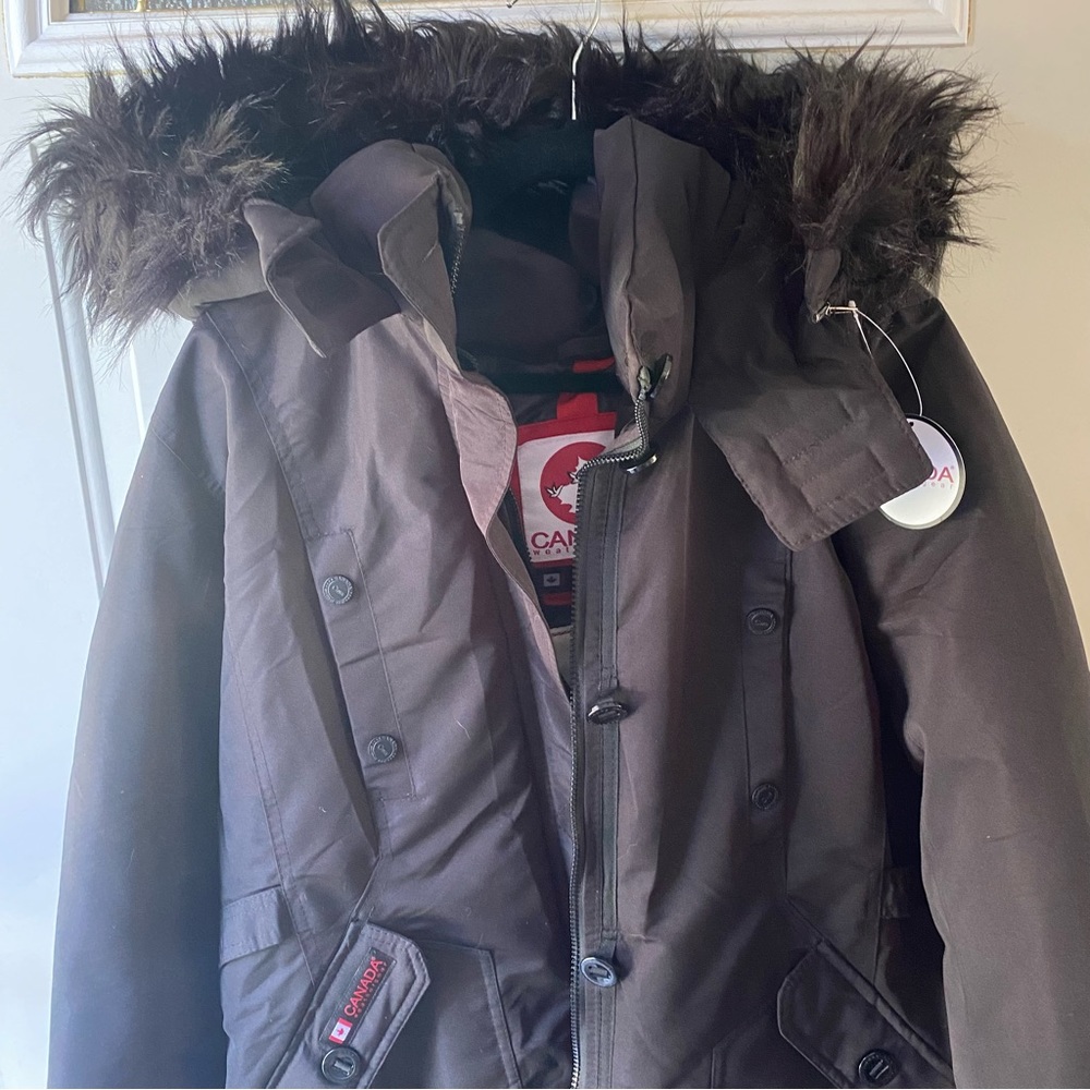 Women’s 1x Canada Winter coat